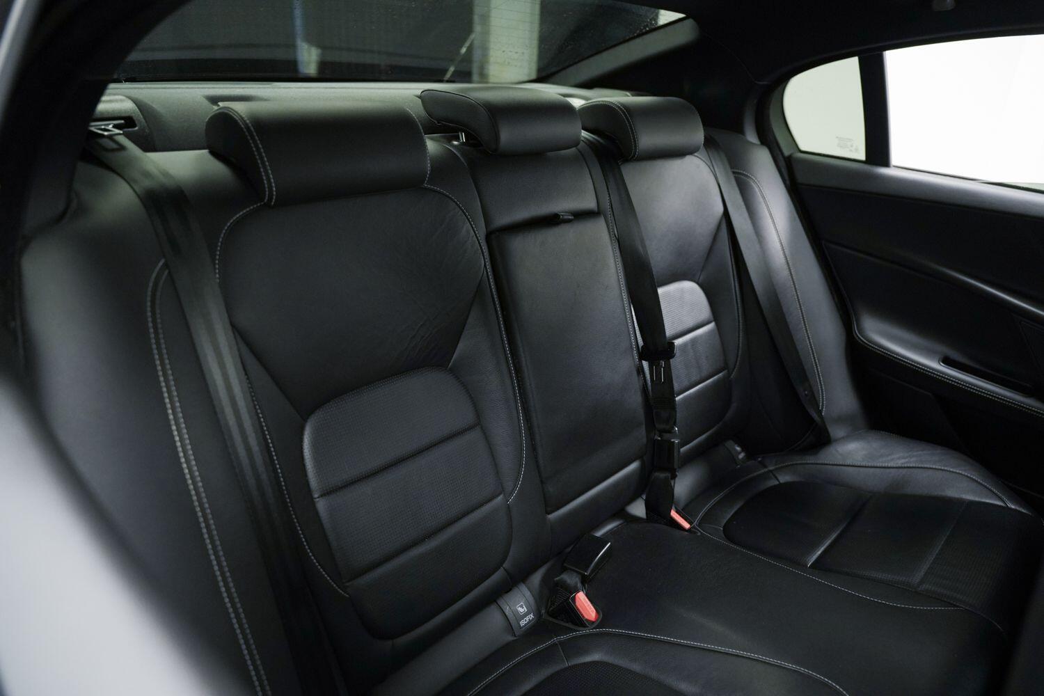 Used Jaguar XE 2017 for sale - 77097850: Photo 13