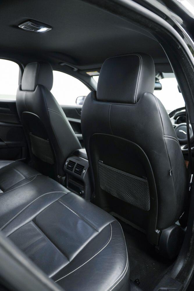 Used Jaguar XE 2017 for sale - 77097850: Photo 16