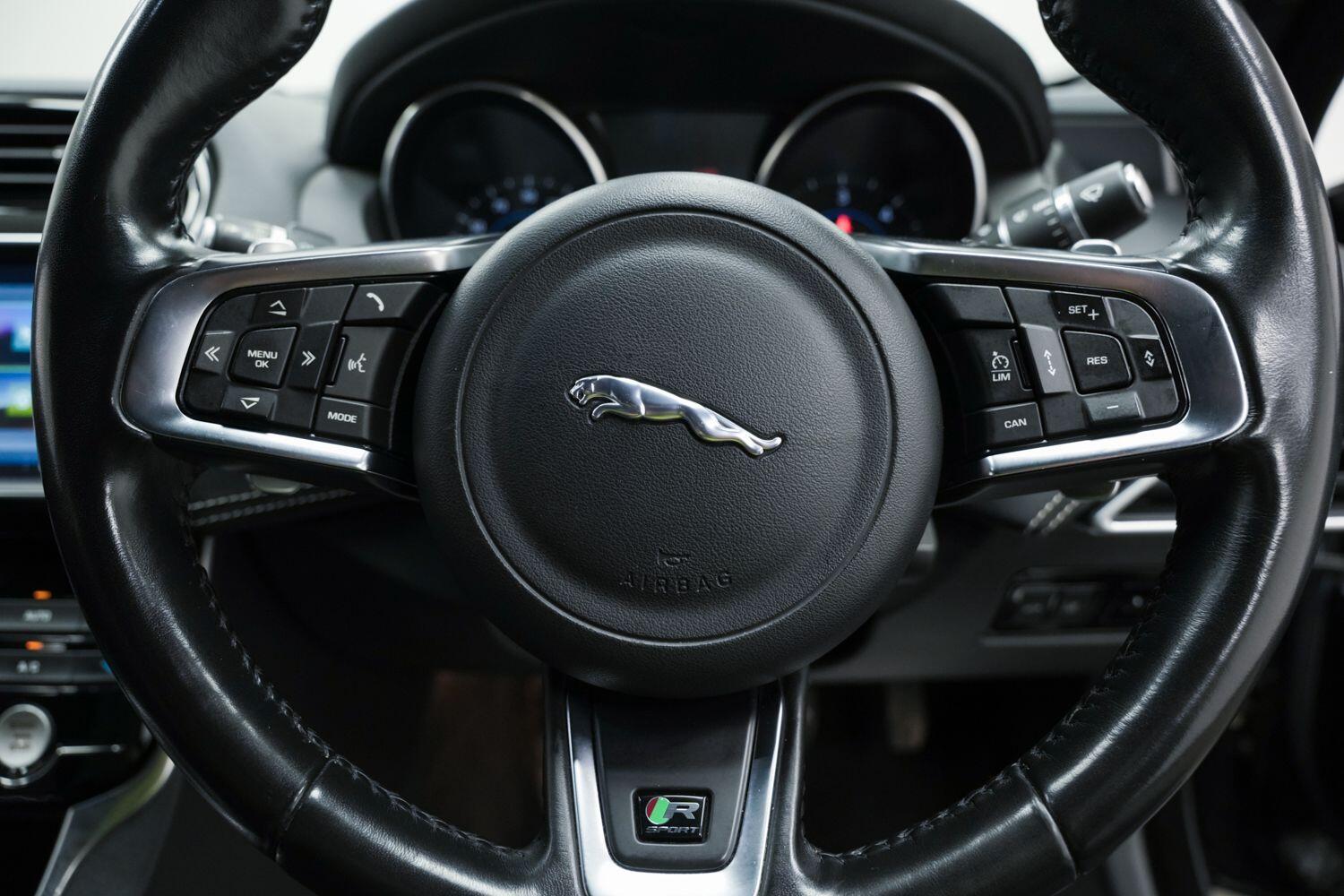 Used Jaguar XE 2017 for sale - 77097850: Photo 26