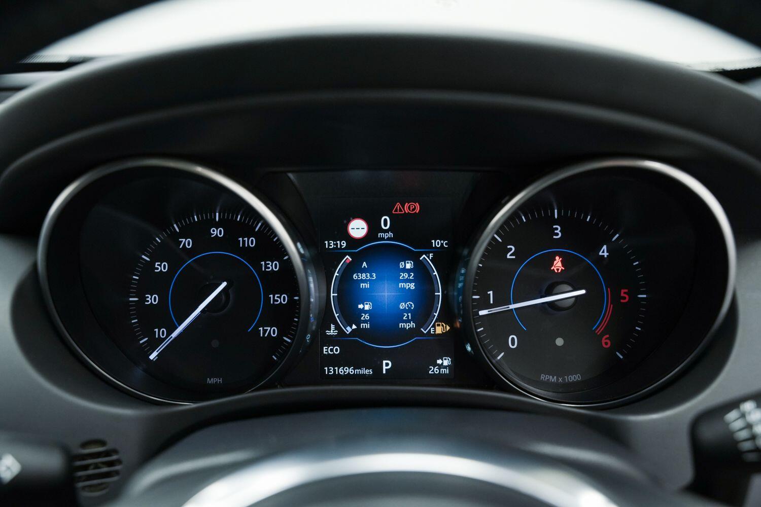 Used Jaguar XE 2017 for sale - 77097850: Photo 27