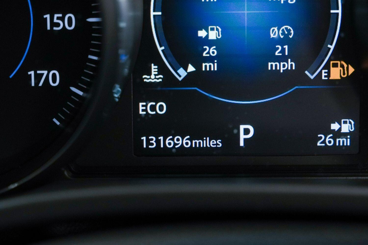 Used Jaguar XE 2017 for sale - 77097850: Photo 28