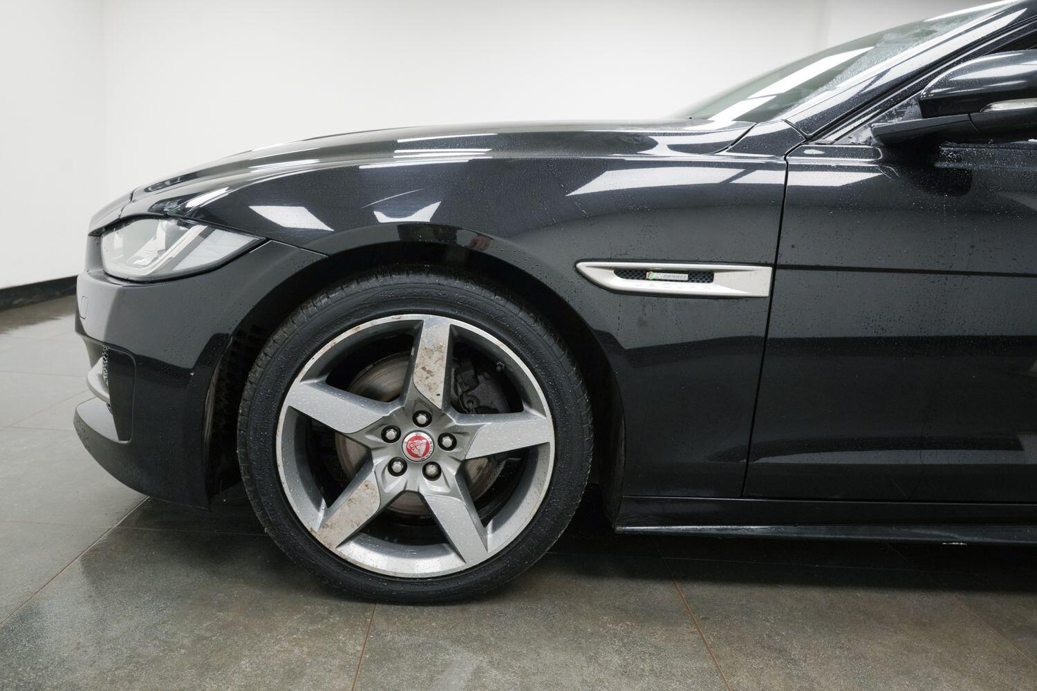 Used Jaguar XE 2017 for sale - 77097850: Photo 6