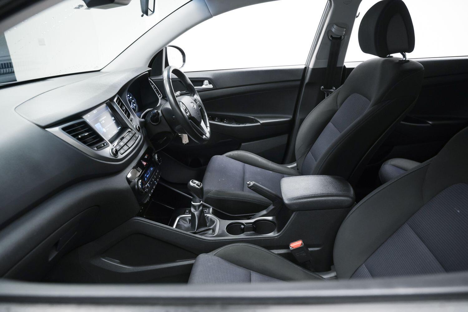 Used Hyundai TUCSON 2017 for sale - 77229688: Photo 26