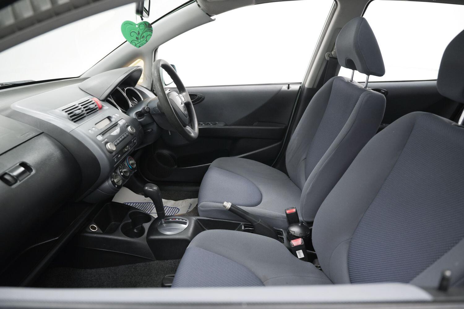 Used Honda Jazz for sale - 77738435: Photo 26