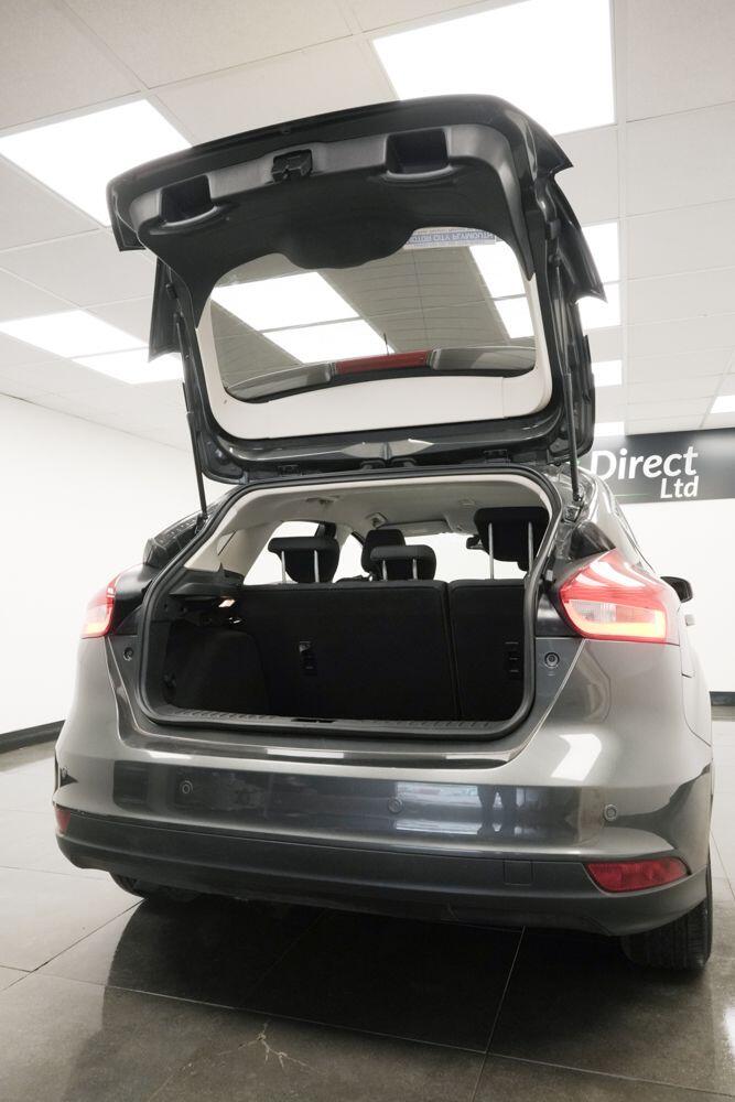 Used Ford Focus 2017 for sale - 76408757: Photo 9