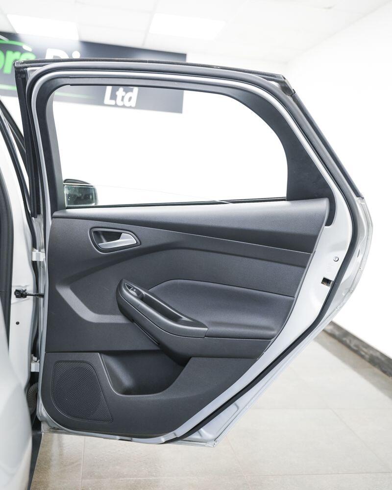 Used Ford Focus 2015 for sale - 77131166: Photo 18