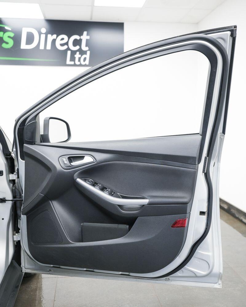 Used Ford Focus 2015 for sale - 77131166: Photo 19