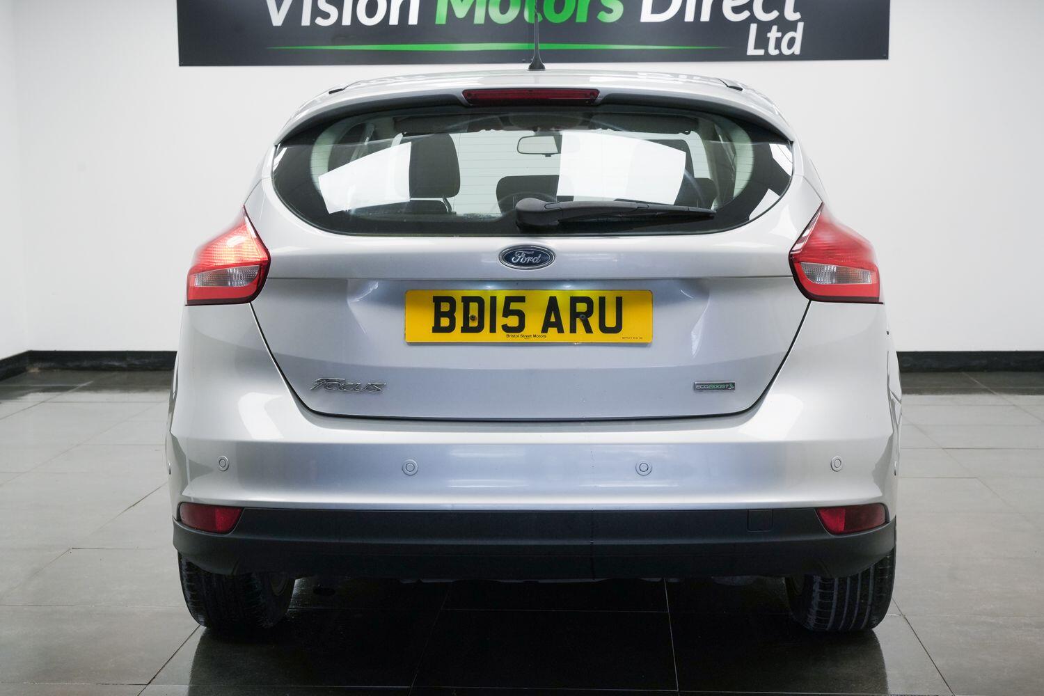 Used Ford Focus 2015 for sale - 77131166: Photo 3