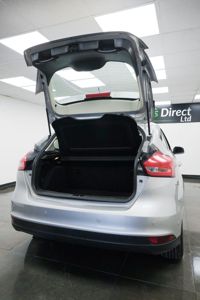 Used Ford Focus 2015 for sale - 77131166: Photo 8