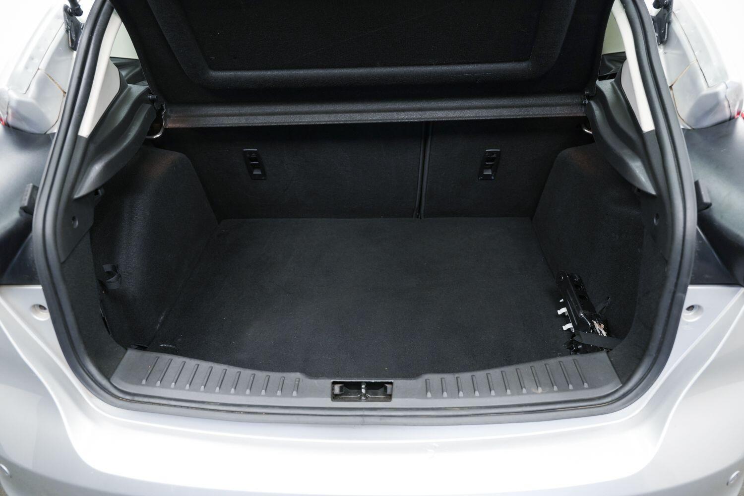 Used Ford Focus 2015 for sale - 77131166: Photo 9