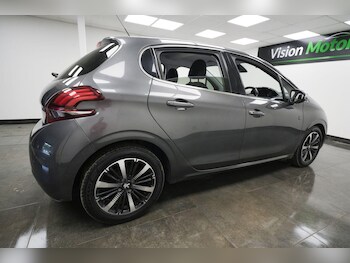 Used Peugeot 208 2018 for sale - 78842574: Photo