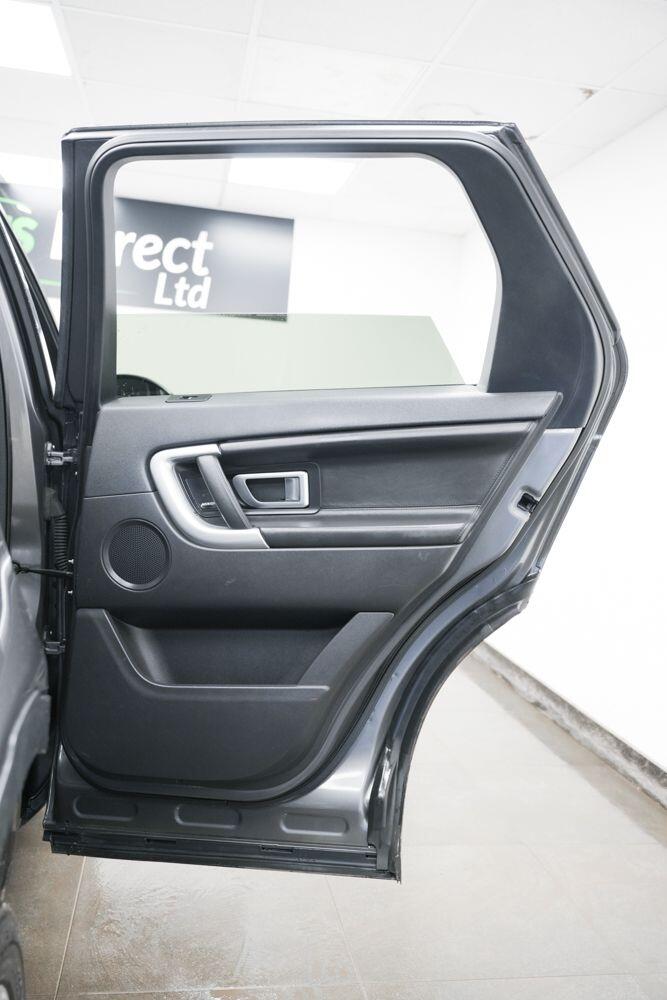 Used Land Rover Discovery Sport 2017 for sale - 78072926: Photo 16