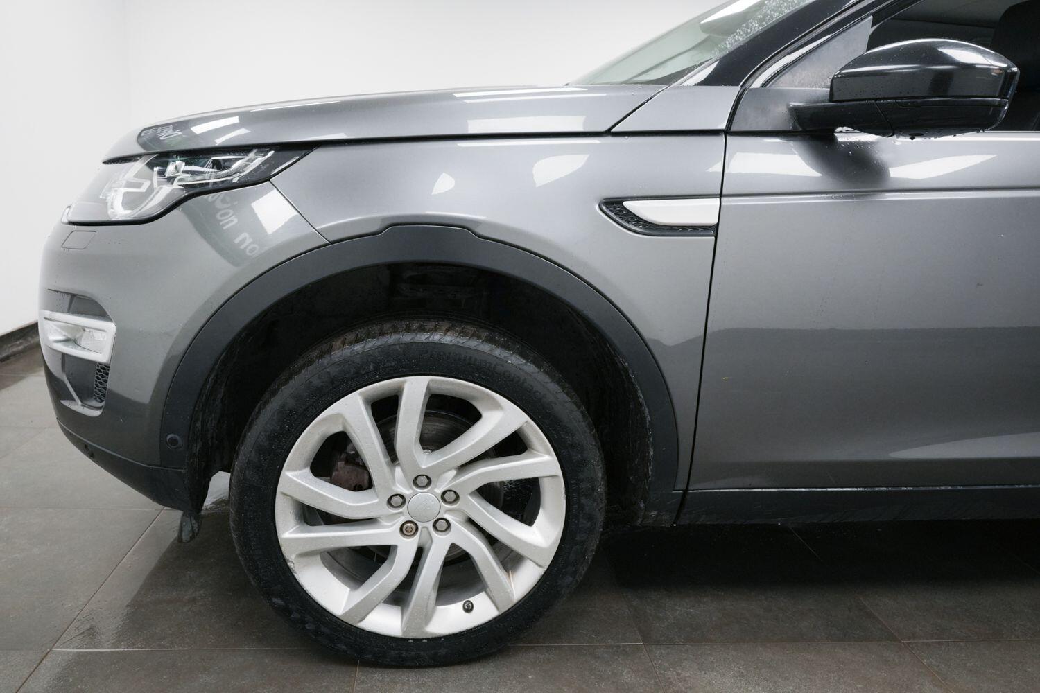 Used Land Rover Discovery Sport 2017 for sale - 78072926: Photo 6