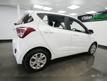 Used Hyundai i10 2015 for sale - 78562313: Photo