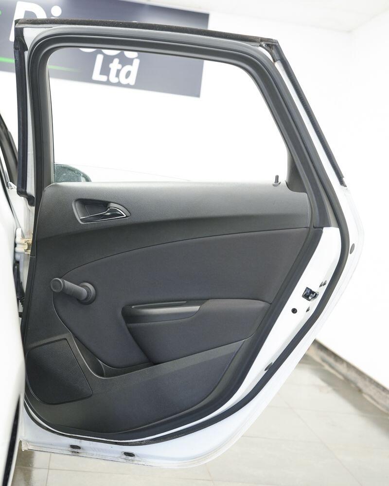 Used Vauxhall Astra for sale - 78220035: Photo 18