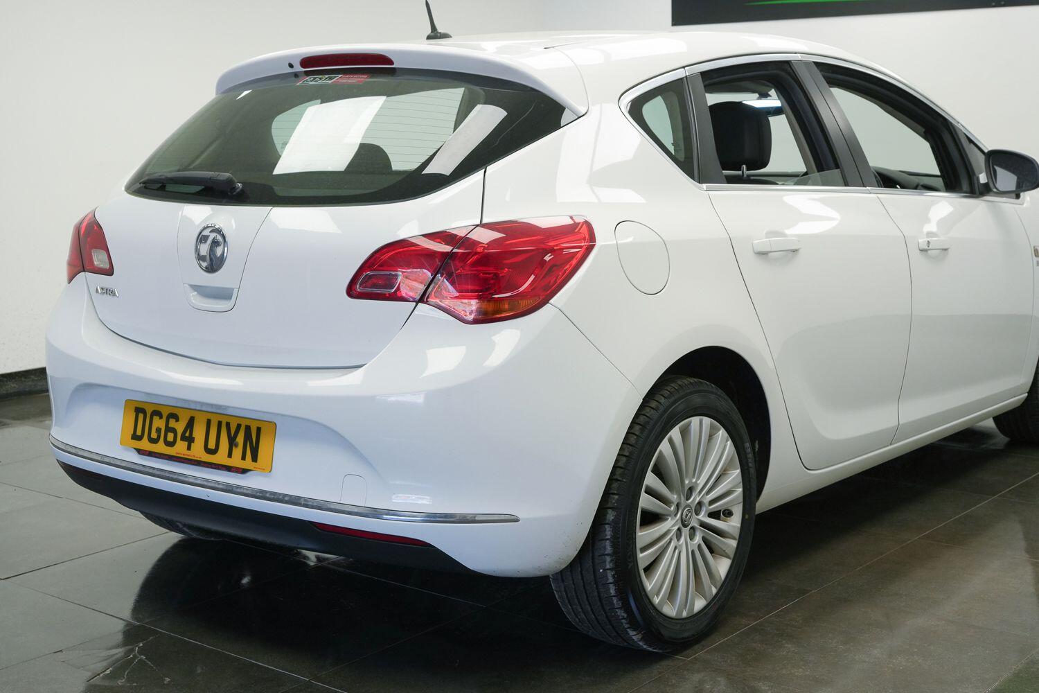 Used Vauxhall Astra for sale - 78220035: Photo 4