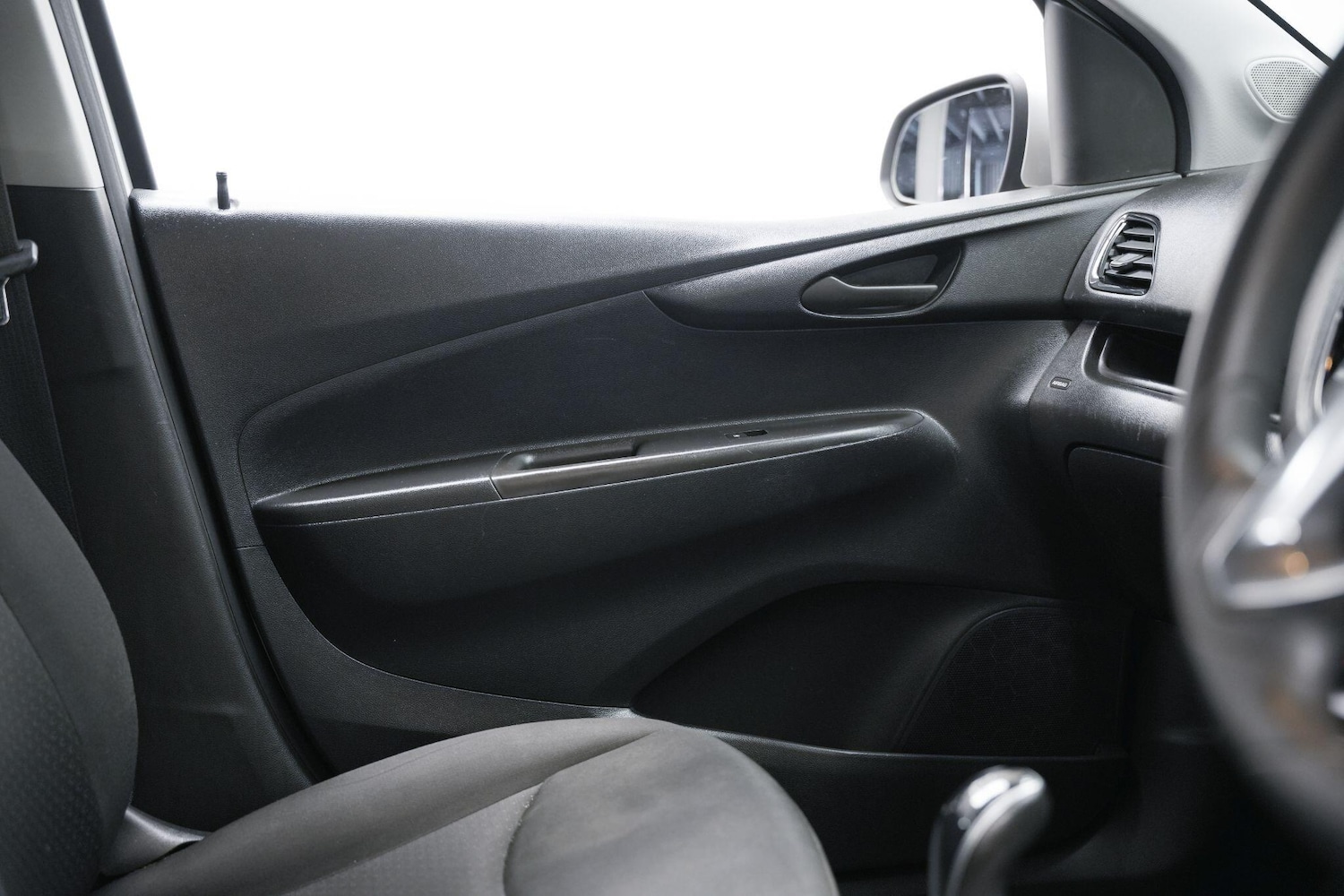 Used Vauxhall Viva 2016 for sale - 77768117: Photo 21