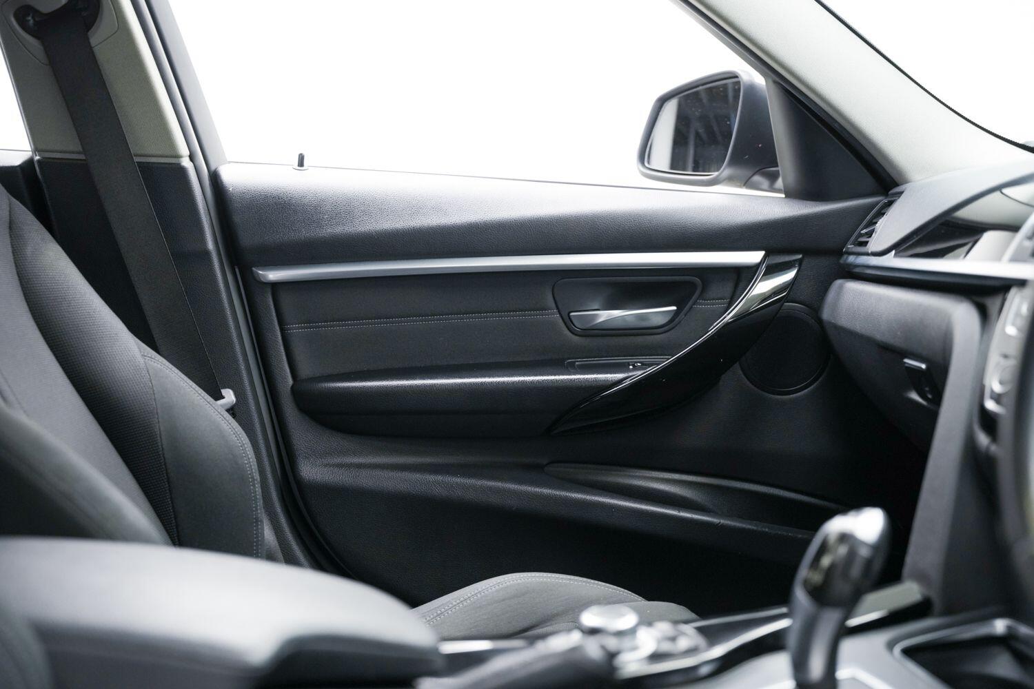 Used BMW 3 Series for sale - 76824630: Photo 21