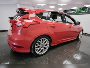 Used Ford Focus 2015 for sale - 78842573: Photo