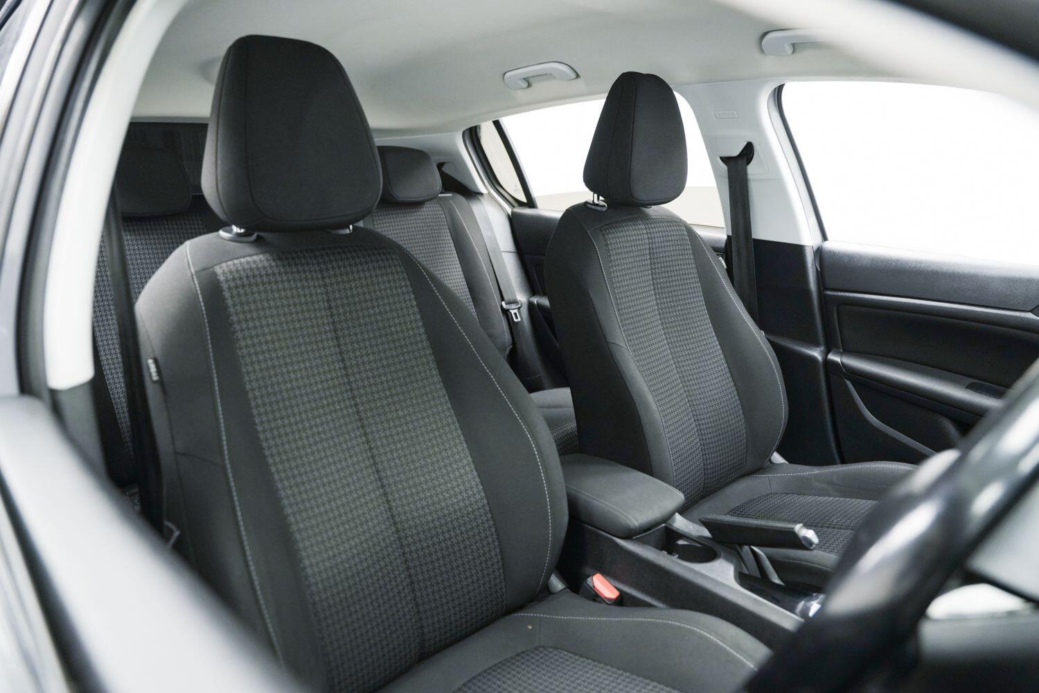 Used Peugeot 308 2017 for sale - 77840032: Photo 12