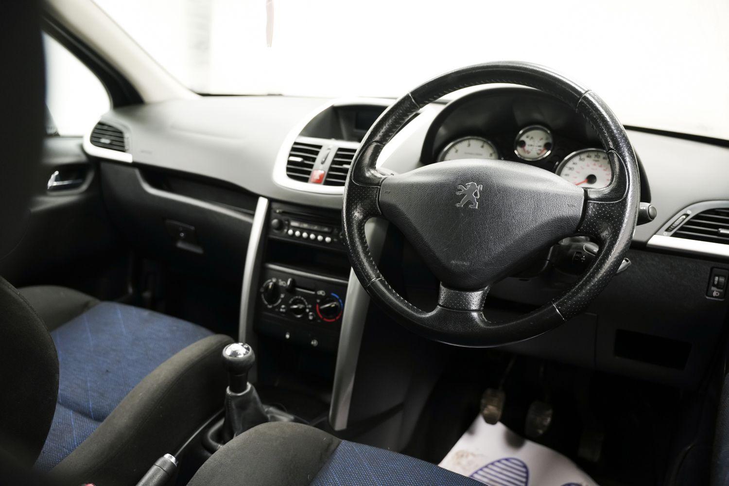 Used Peugeot 207 2006 for sale - 76360248: Photo 9