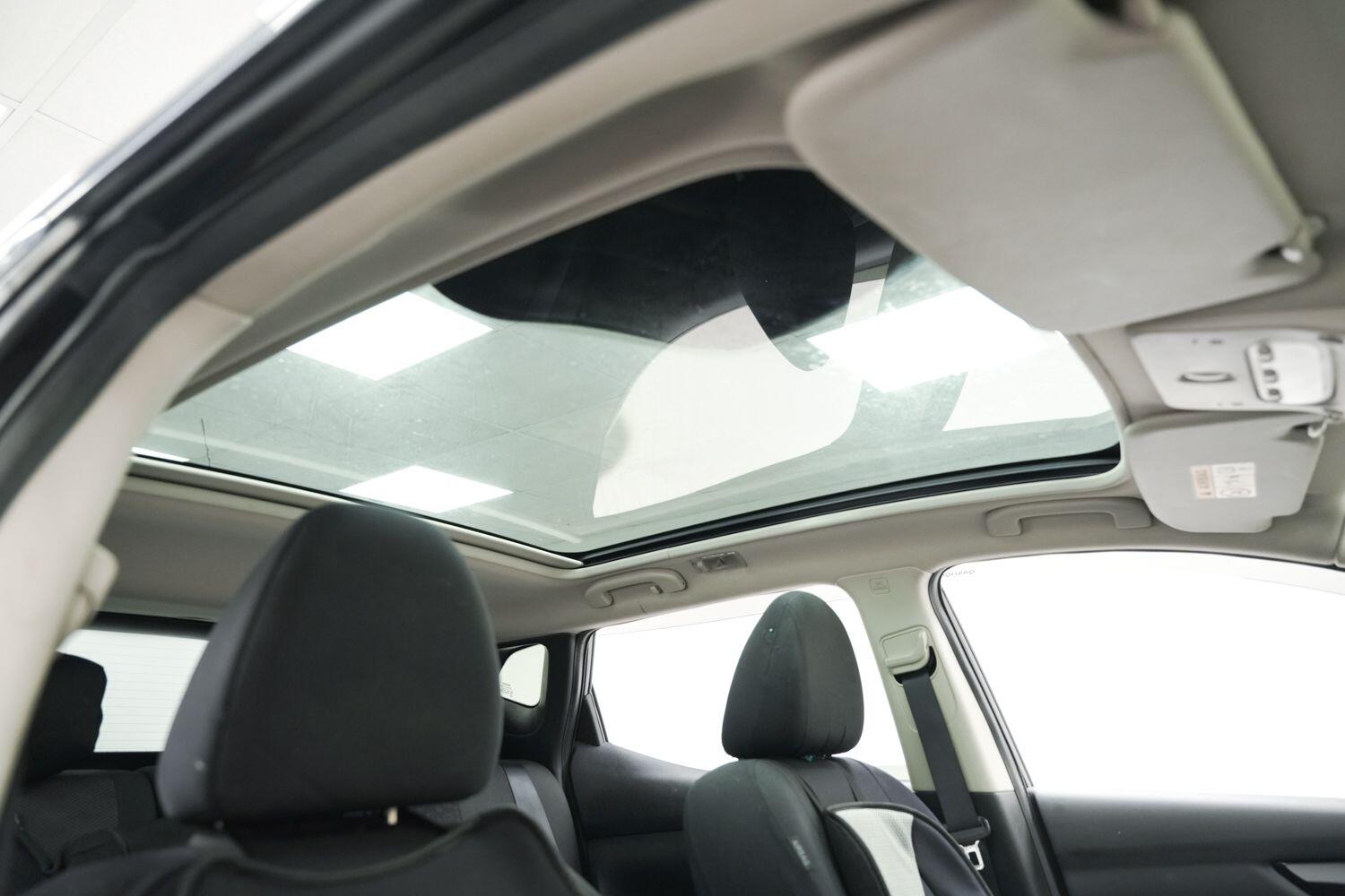 Used Nissan Qashqai 2014 for sale - 76424383: Photo 12