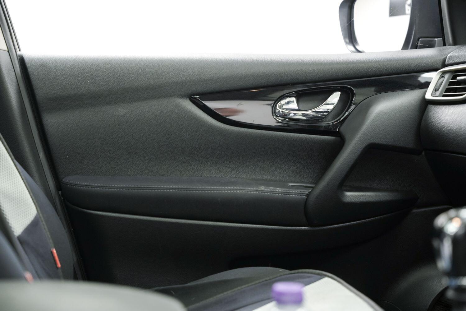 Used Nissan Qashqai 2014 for sale - 76424383: Photo 13