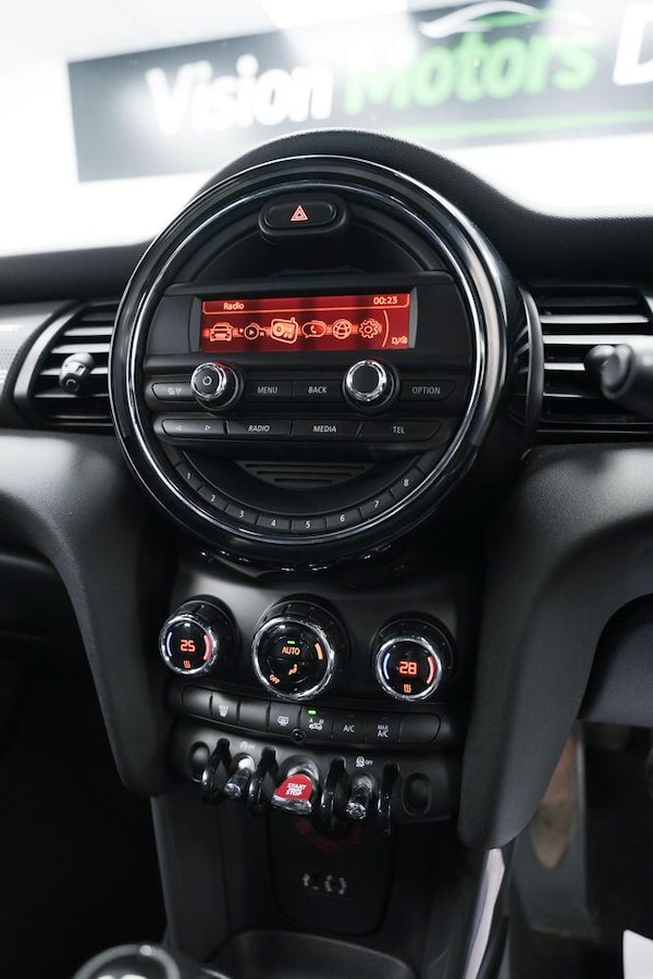 Used MINI Hatch 2014 for sale - 76326534: Photo 21
