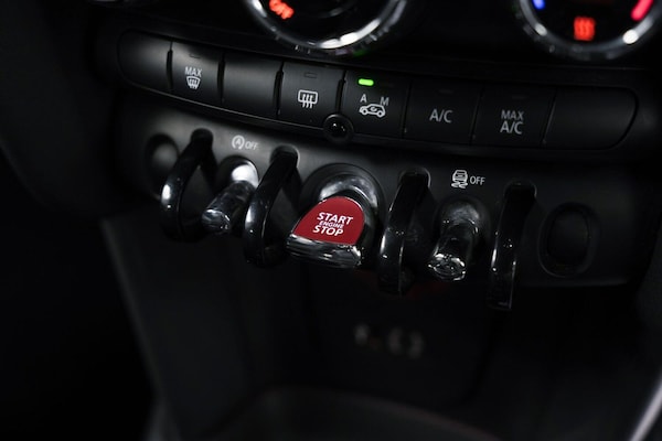 Used MINI Hatch 2014 for sale - 76326534: Photo 24