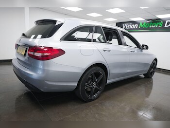 Used Mercedes-Benz C Class 2016 for sale - 77958366: Photo