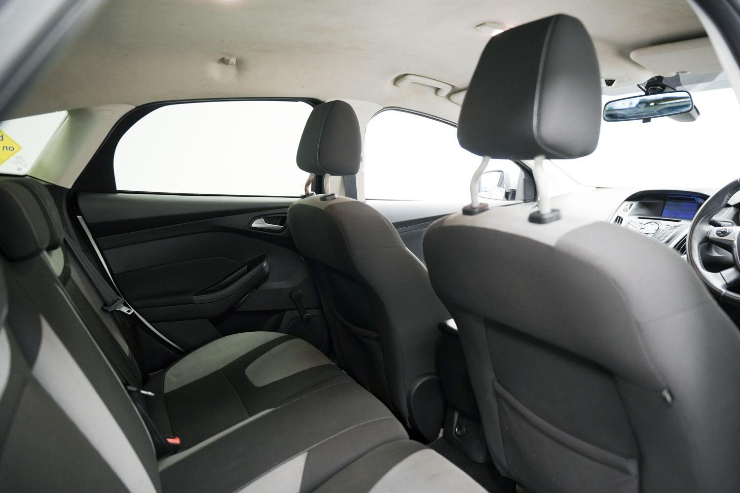 Used Ford Focus 2014 for sale - 76976476: Photo 15