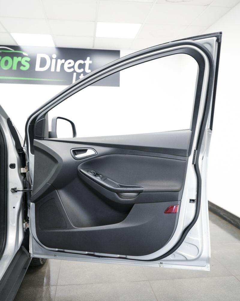 Used Ford Focus 2014 for sale - 76976476: Photo 18