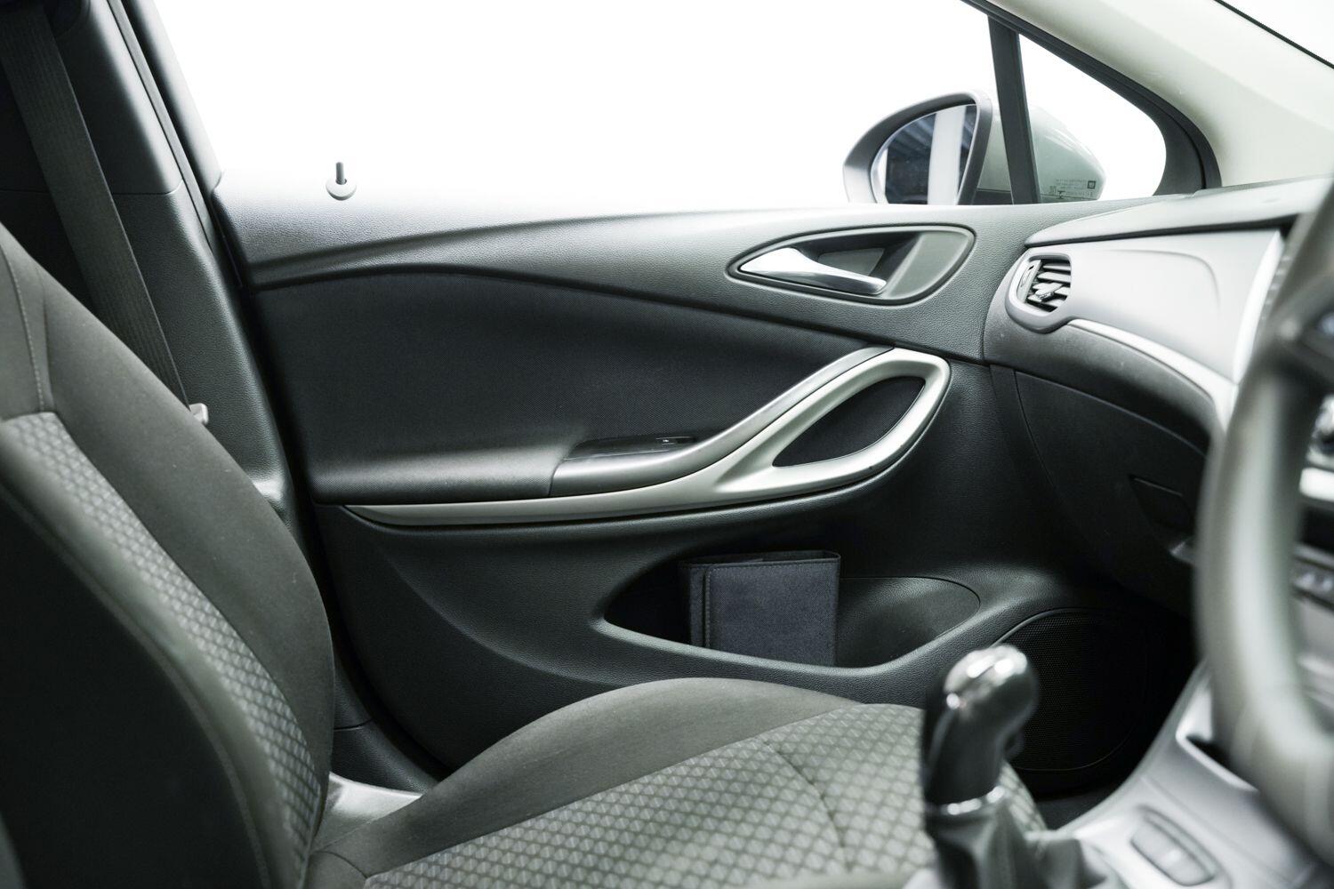 Used Vauxhall Astra 2017 for sale - 76360005: Photo 21