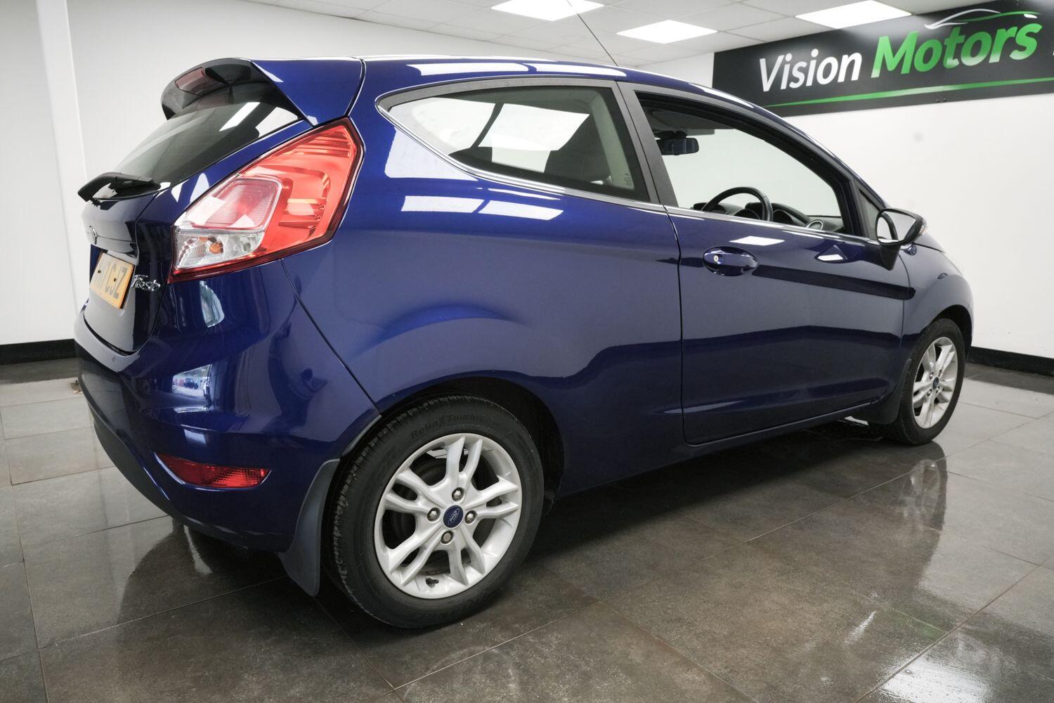 Used Ford Fiesta 2017 for sale - 76360043: Photo 4