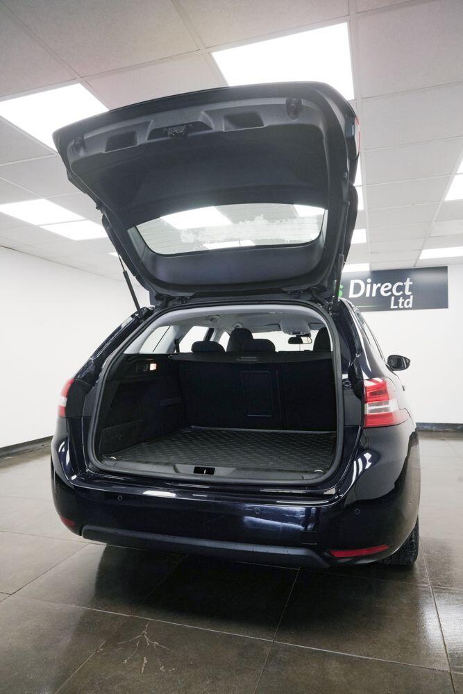 Used Peugeot 308 2014 for sale - 77892386: Photo 8