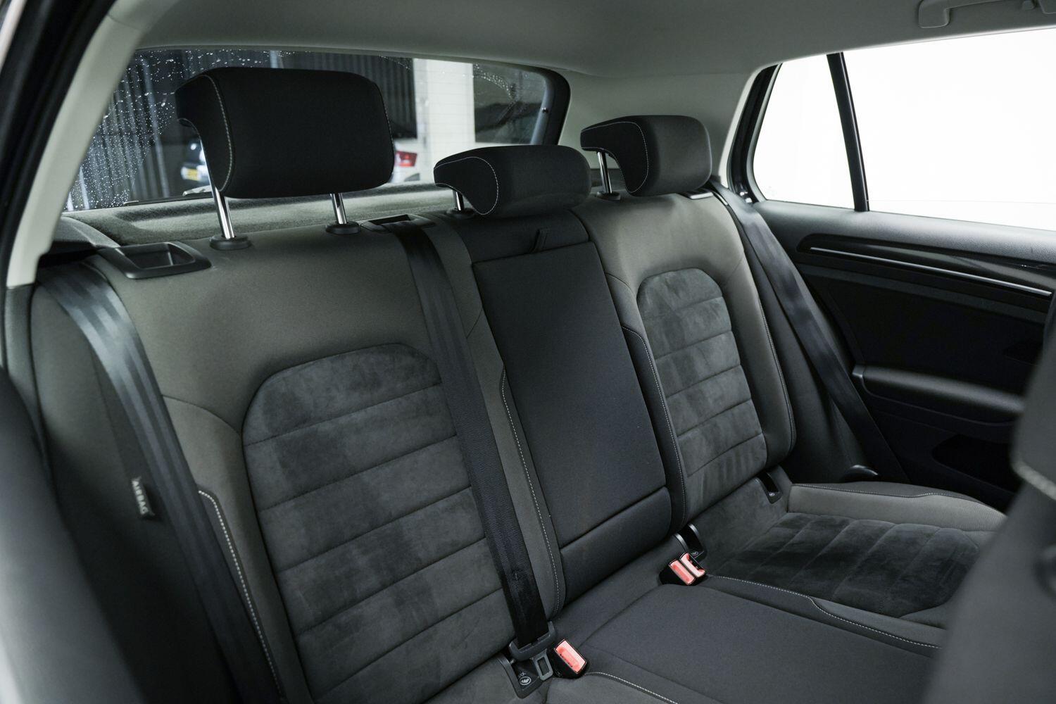 Used Volkswagen Golf 2024 for sale - 77696336: Photo 13