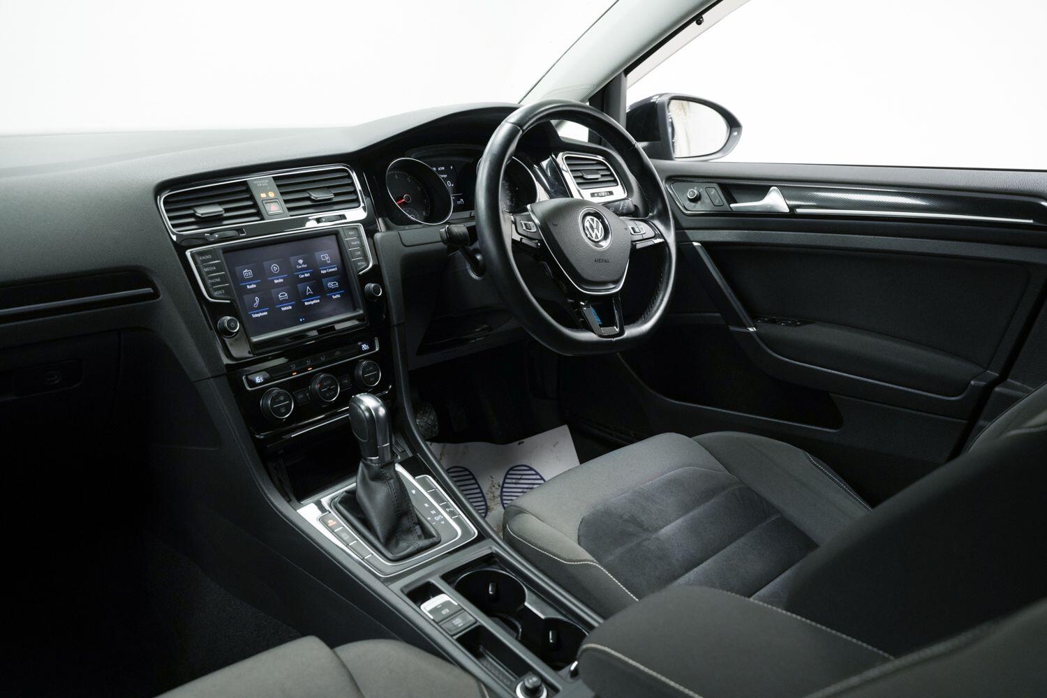 Used Volkswagen Golf 2024 for sale - 77696336: Photo 20