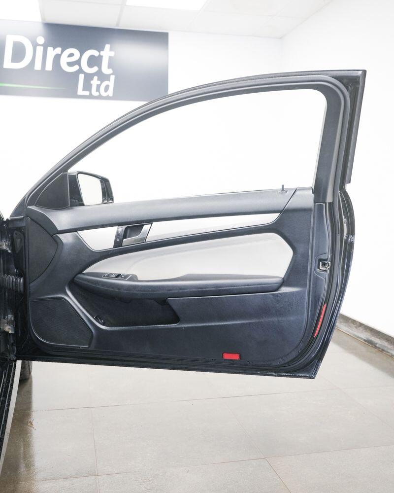 Used Mercedes-Benz C Class 2013 for sale - 77611416: Photo 15