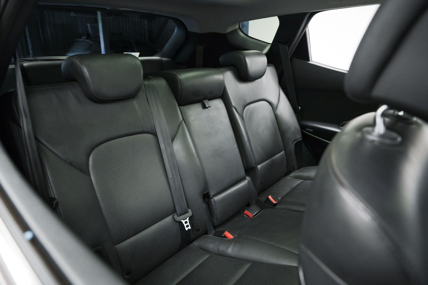 Used Hyundai Santa Fe 2014 for sale - 76926437: Photo 14