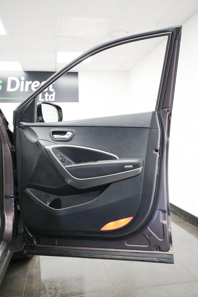 Used Hyundai Santa Fe 2014 for sale - 76926437: Photo 20