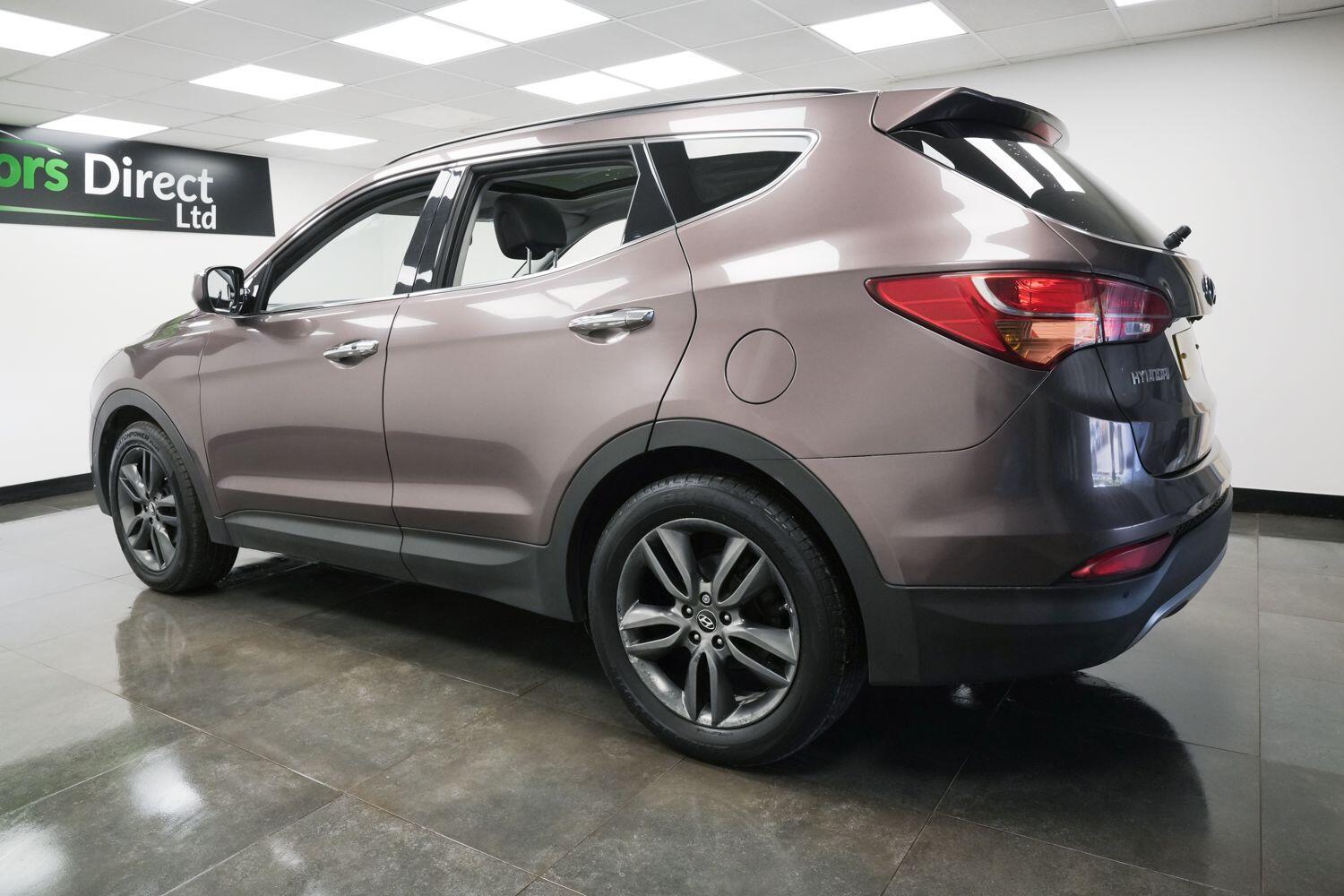 Used Hyundai Santa Fe 2014 for sale - 76926437: Photo 5