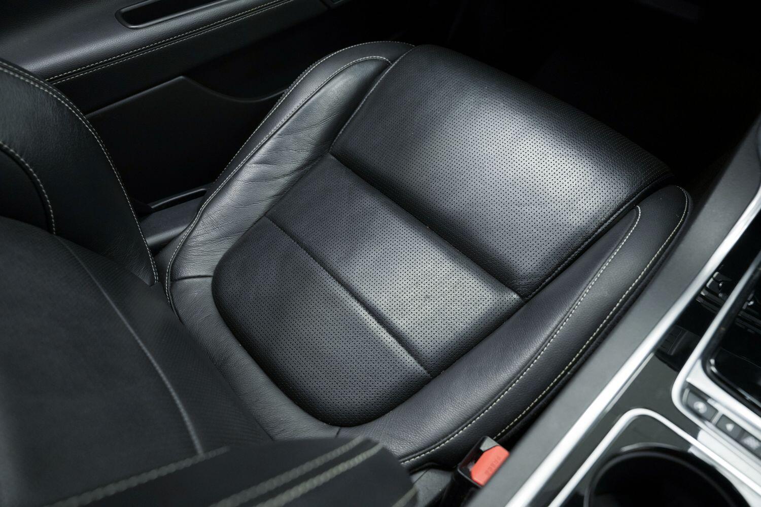 Used Jaguar XE 2016 for sale - 77081452: Photo 22