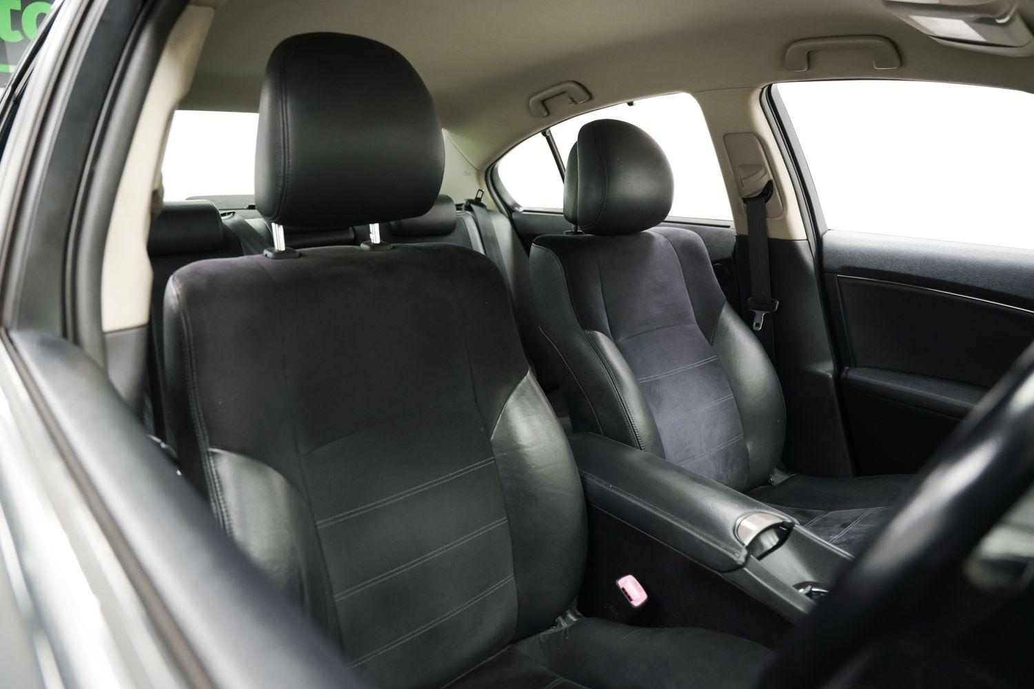 Used Toyota Avensis 2012 for sale - 76166685: Photo 10