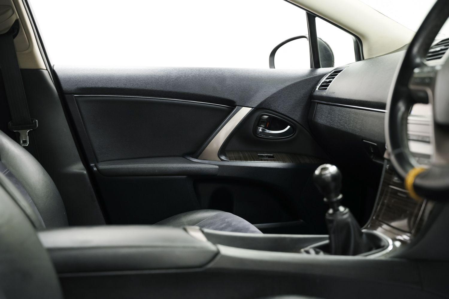 Used Toyota Avensis 2012 for sale - 76166685: Photo 19