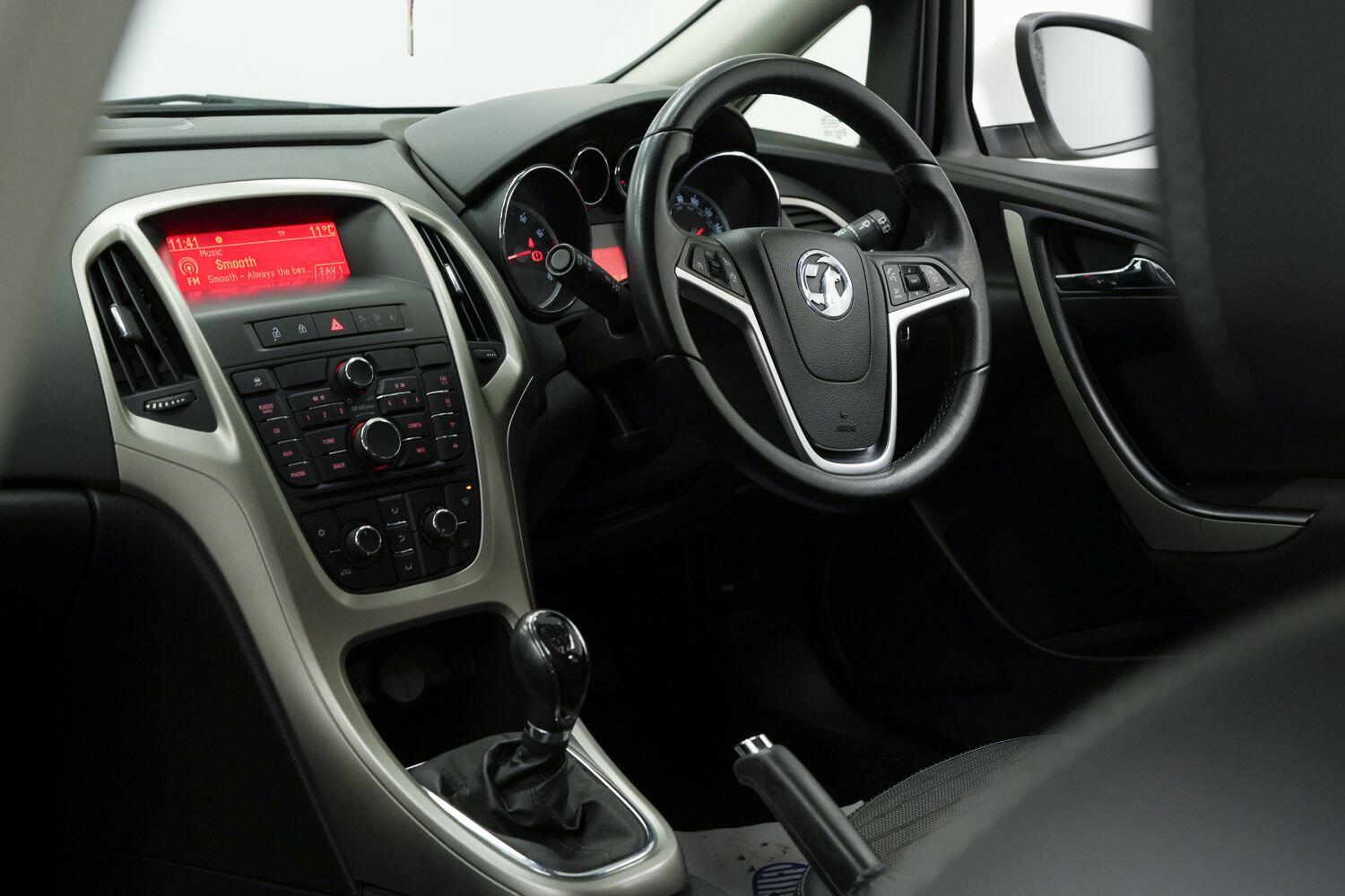 Used Vauxhall Astra for sale - 78136434: Photo 25