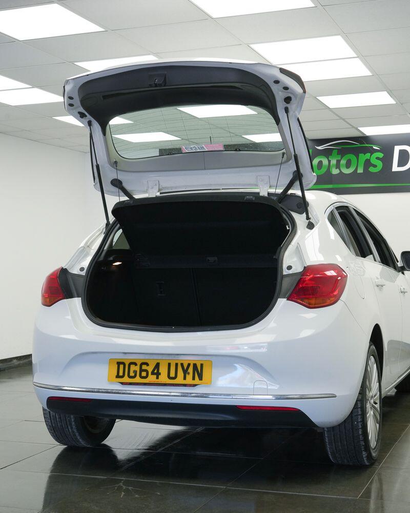 Used Vauxhall Astra for sale - 78136434: Photo 8