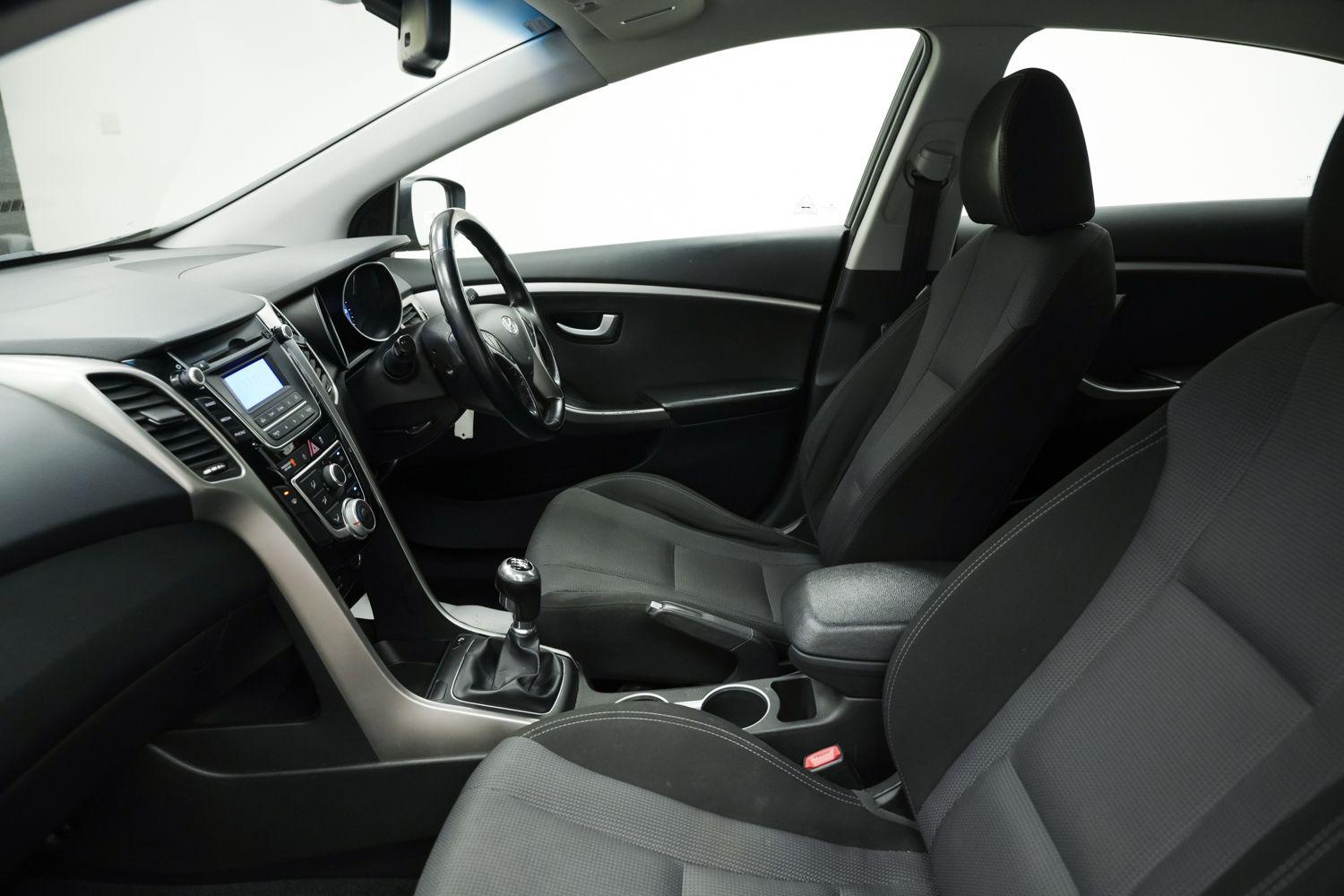 Used Hyundai i30 2015 for sale - 76360133: Photo 26