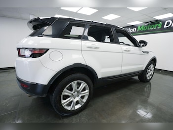 Used Land Rover Range Rover Evoque 2017 for sale - 79049447: Photo