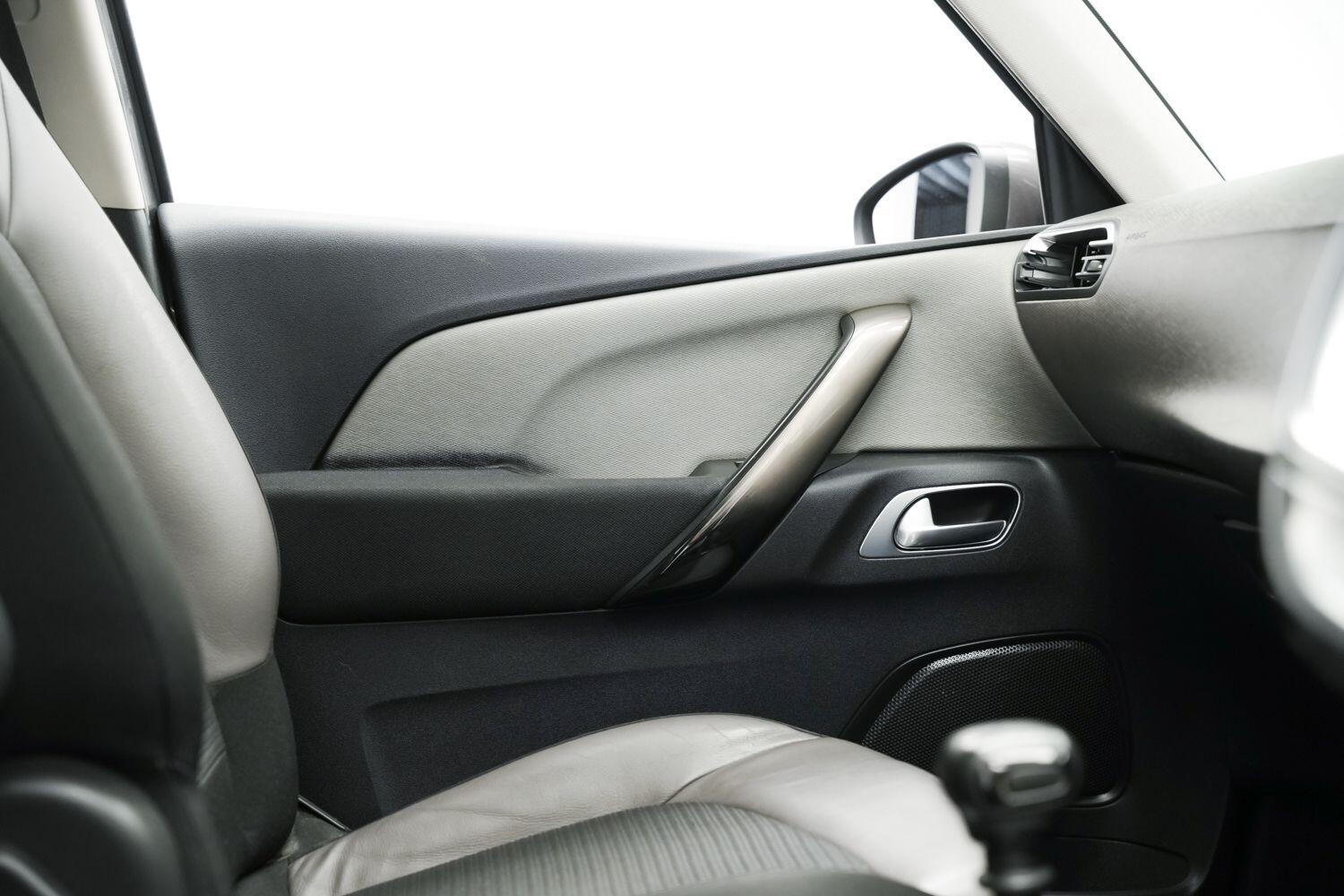 Used Citroen C4 Grand Picasso 2019 for sale - 76361005: Photo 19