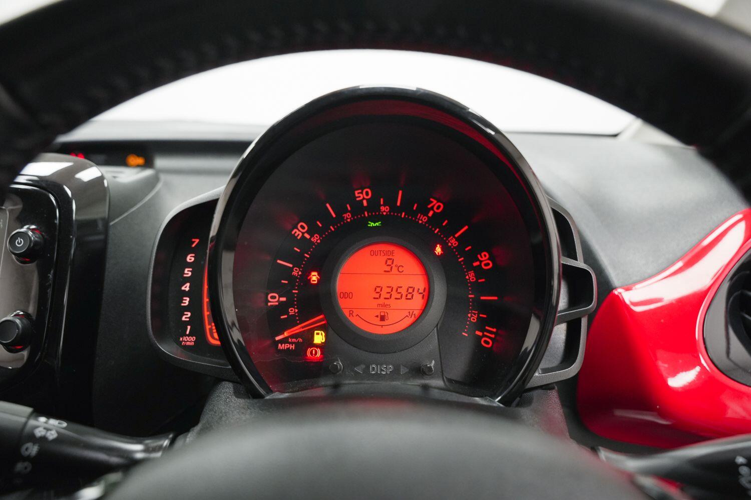 Used Toyota AYGO 2017 for sale - 77898151: Photo 20